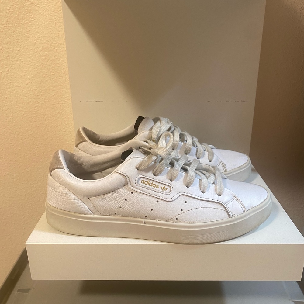 Adidas White and Gold Casual Sneakers